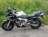 YAMAHA FZS