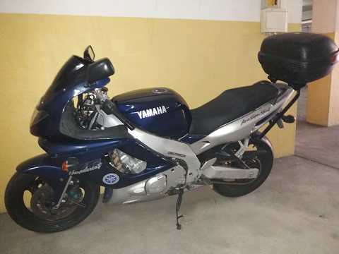 YAMAHA YZF 
