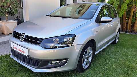 VOLKSWAGEN POLO 