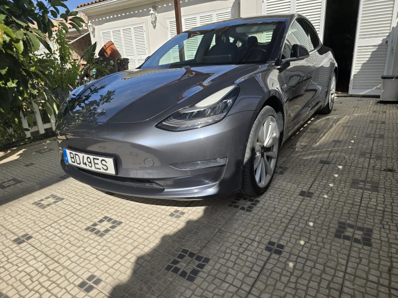 Tesla MODEL 3 Dual motor