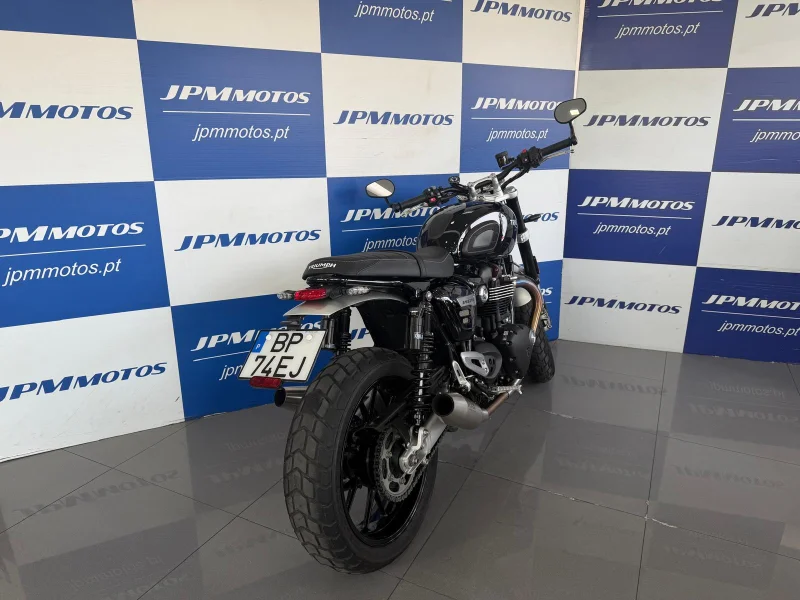 TRIUMPH SPEED TWIN 1200